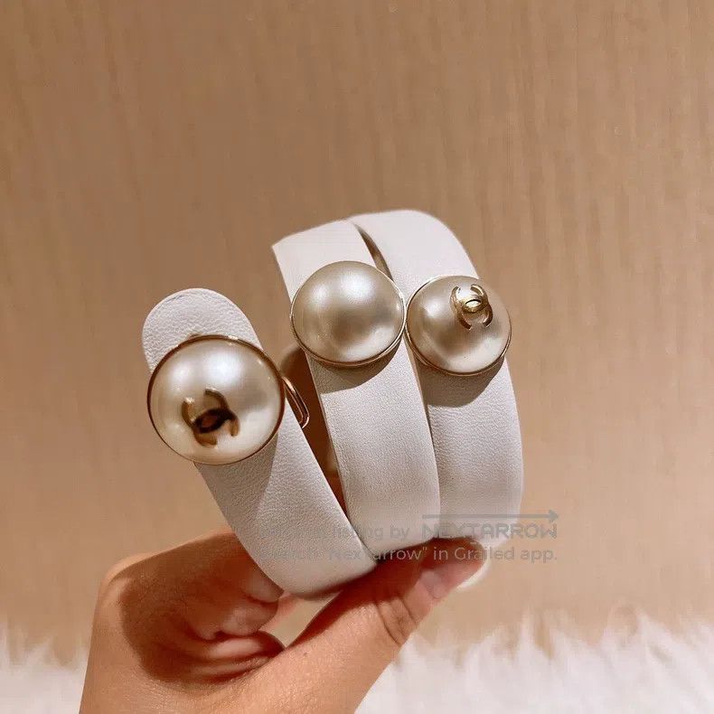 Chanel Chanel White large pearl belt Size ONE SIZE - 3 Thumbnail
