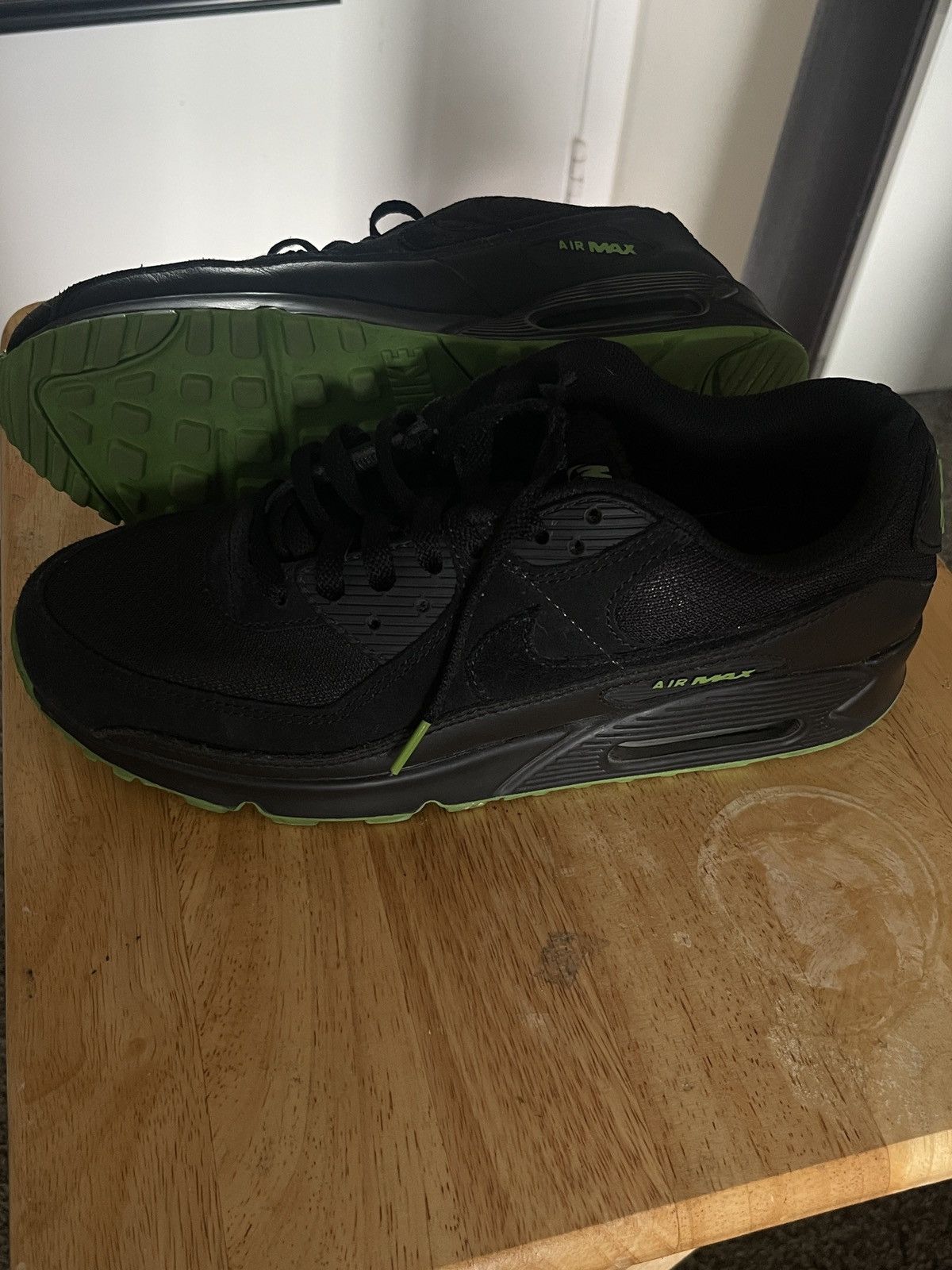Nike Air Max 1s Size US 11 / EU 44 - 1 Thumbnail