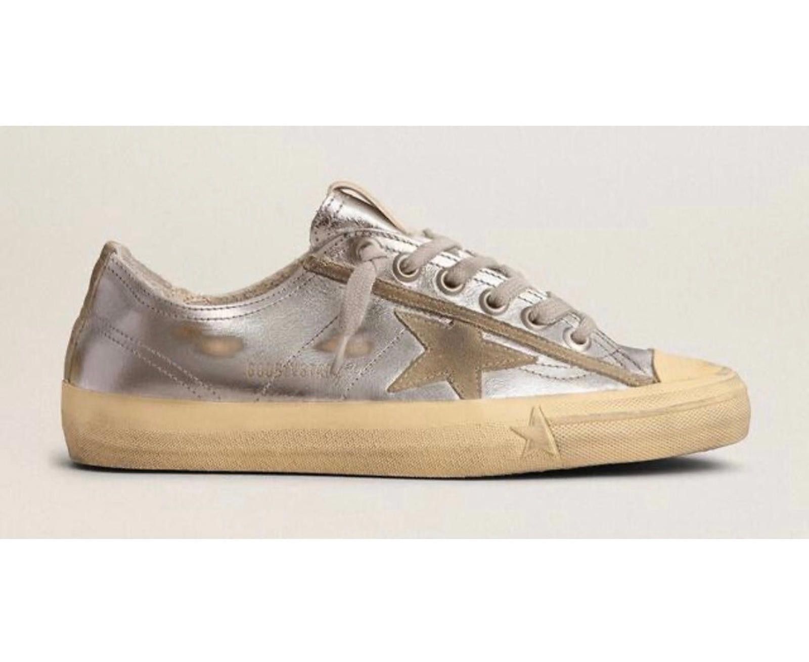 Golden Goose Golden Goose V Star 2 Sneakers Size US 5 / IT 35 - 1 Thumbnail
