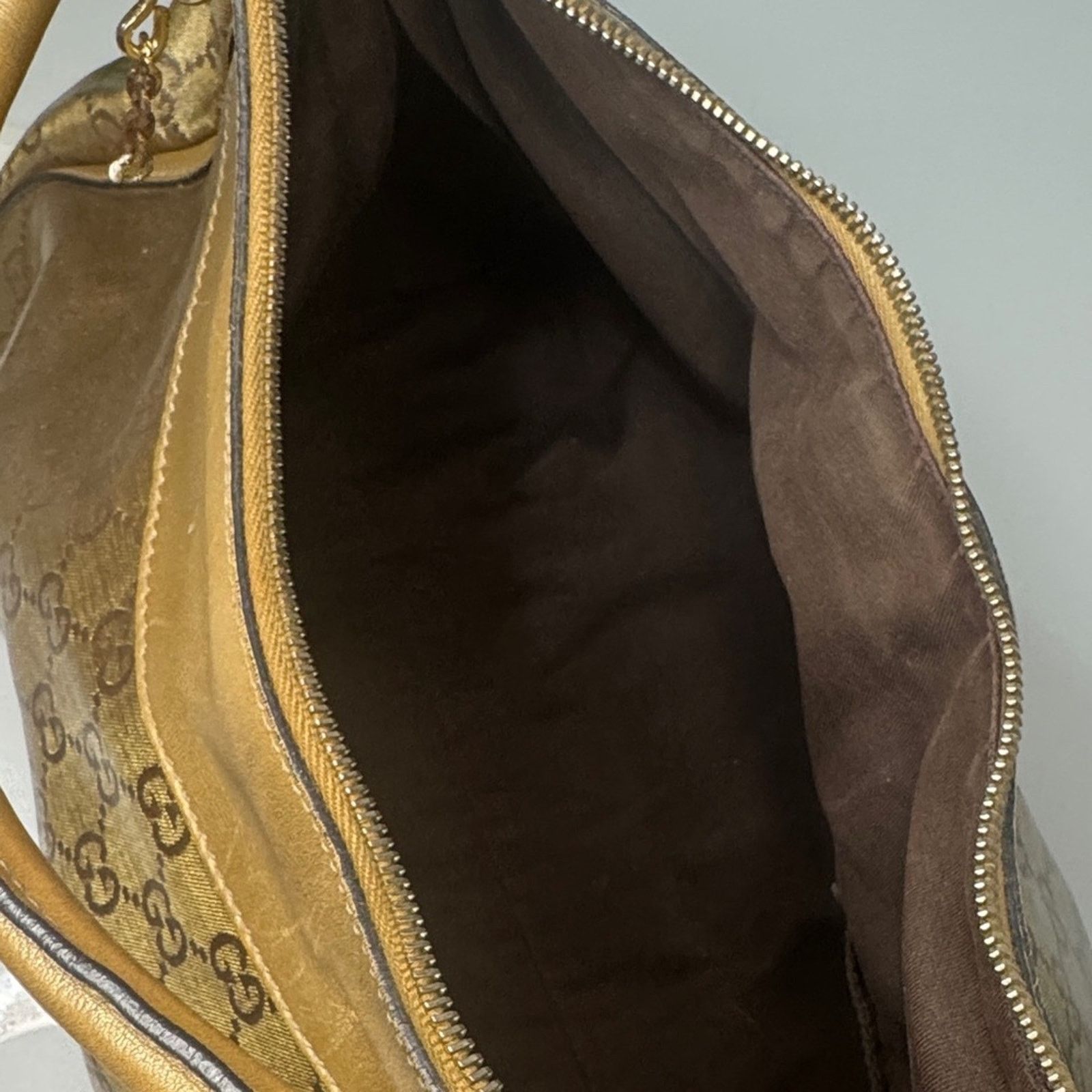 Gucci 💛GUCCI Gold Metallic GG Coated Canvas Hobo Bag 💛 Size ONE SIZE - 12 Thumbnail