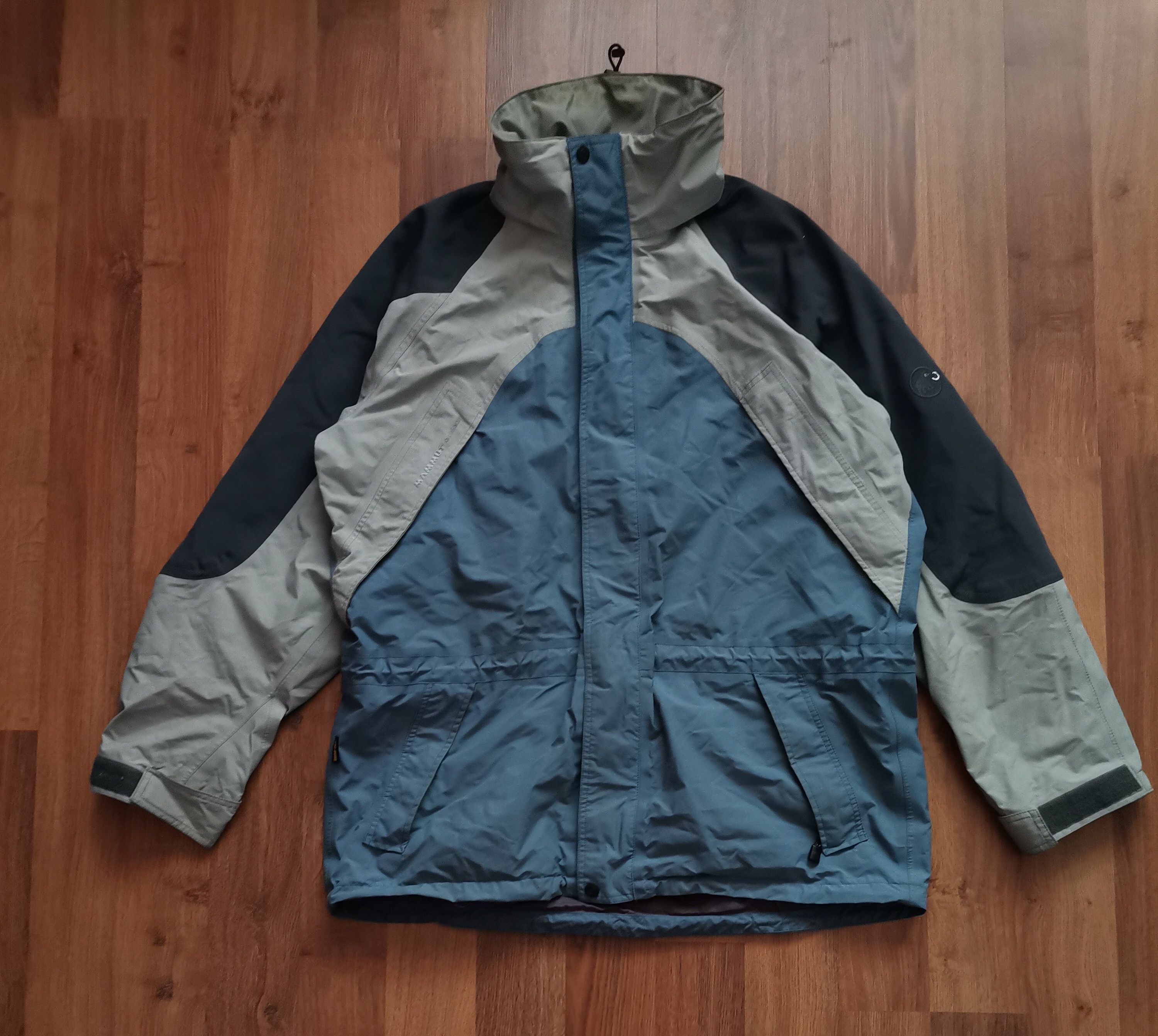 Image of Mammut Gore-Tex Jacket in Slate, Men's (Size 2XL)