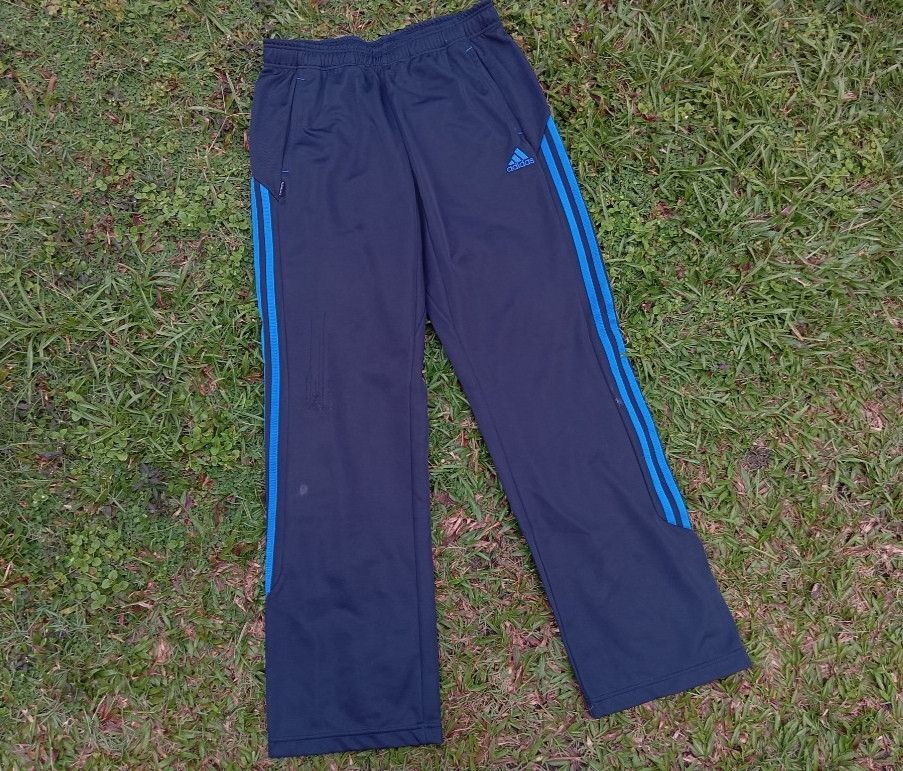 Adidas Adidas Tracksuit 🎾🎳 Fullset Jacket & Pants Size US M / EU 48-50 / 2 - 4 Thumbnail