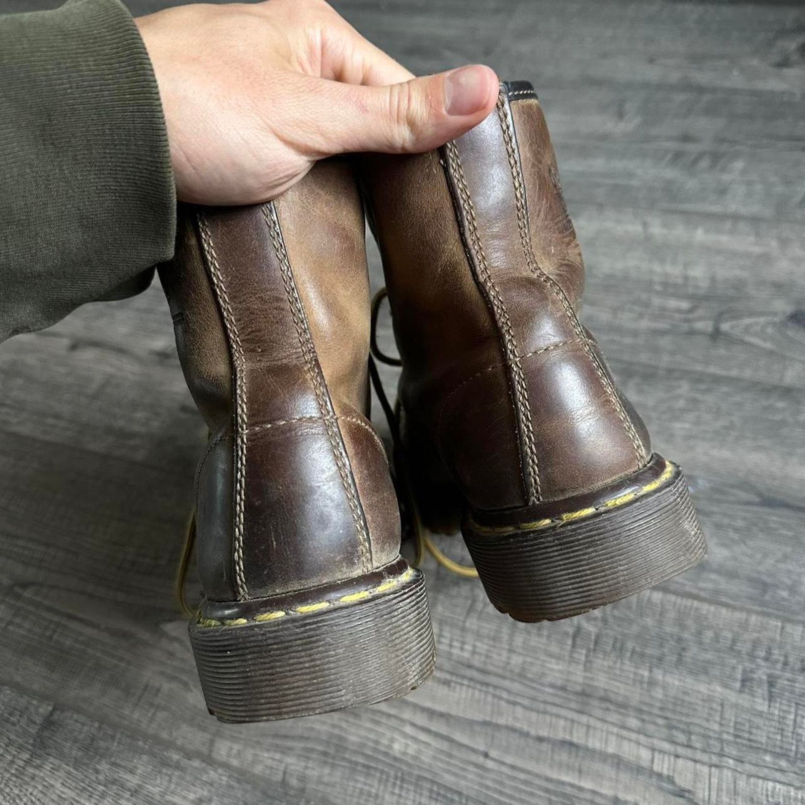 Dr. Martens × Vintage Vintage Dr Doc Martens Made In England Brown Leather Boots Size US 6 / EU 39 - 3 Thumbnail
