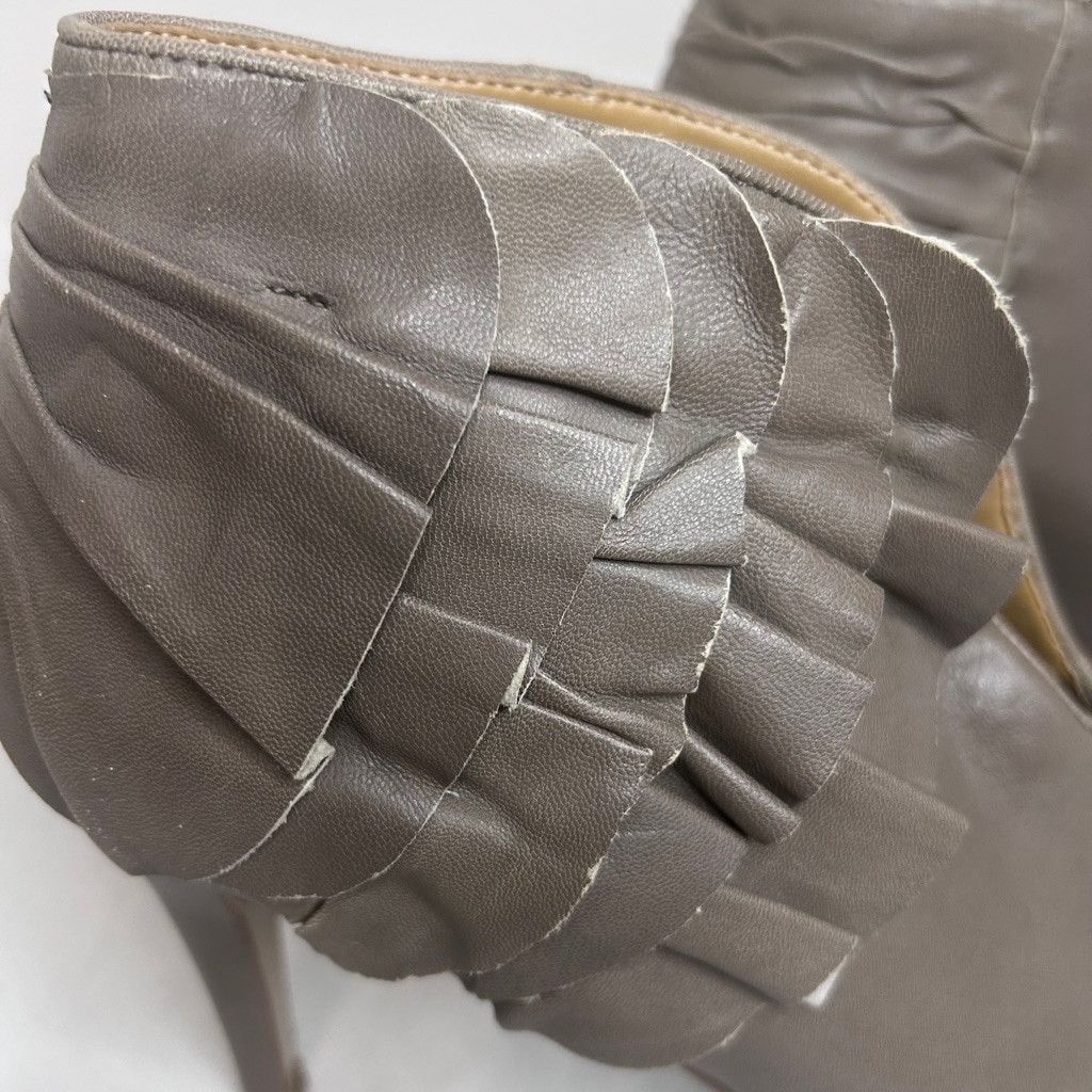 Nine West Women's Nine West Taupe Gray ruffle Boots Size 9 Size US 9 / IT 39 - 3 Thumbnail