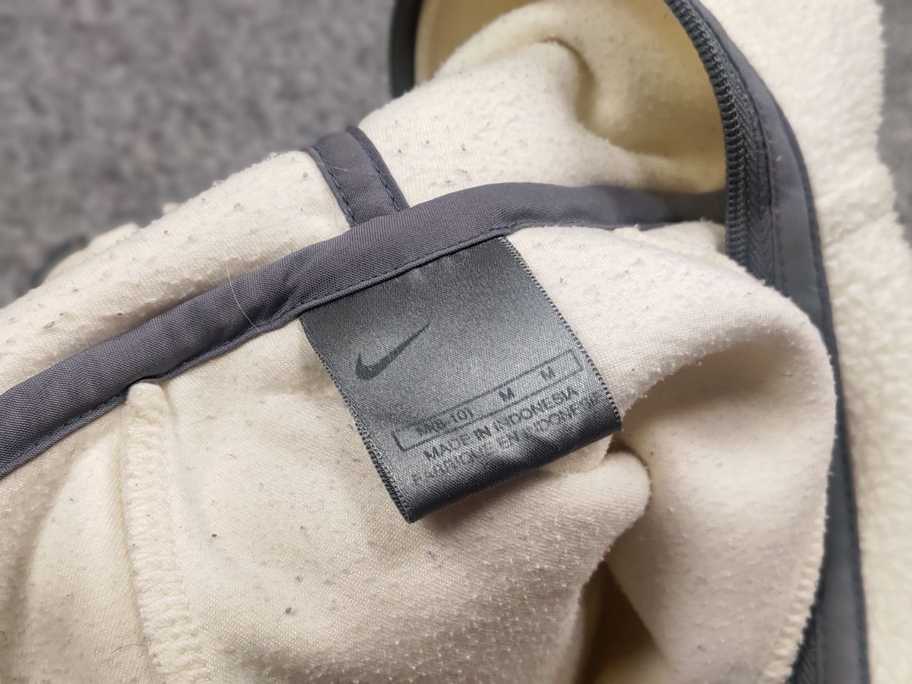 Nike ACG Vintage Nike Acg Asymmetric Zip Ninja Fleece Hoodie Y2K Size M / US 6-8 / IT 42-44 - 14 Thumbnail