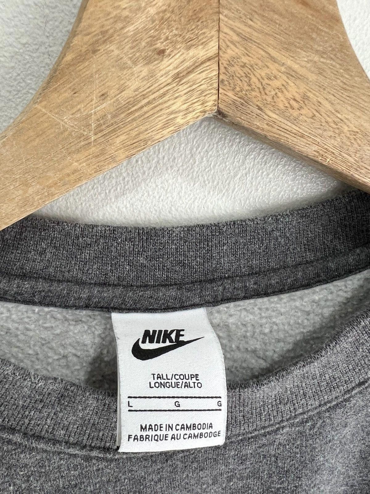 Vintage Vintage Nike Y2K Sweater Sweatshirt swoosh check Size US L / EU 52-54 / 3 - 4 Thumbnail