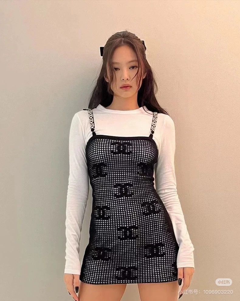 Chanel Chanel Two-piece mesh logo dress Size S / US 4 / IT 40 - 9 Thumbnail