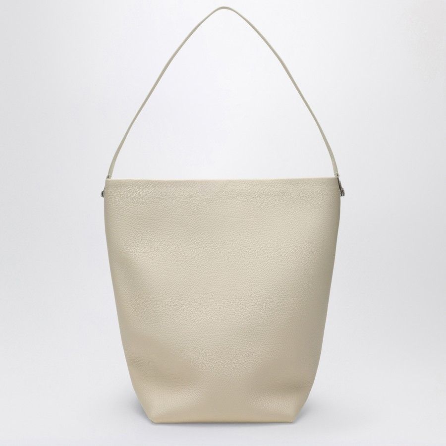 The Row o1d2blof1024 Size: OS / Tote Bag in Ivory Size ONE SIZE - 1 Thumbnail