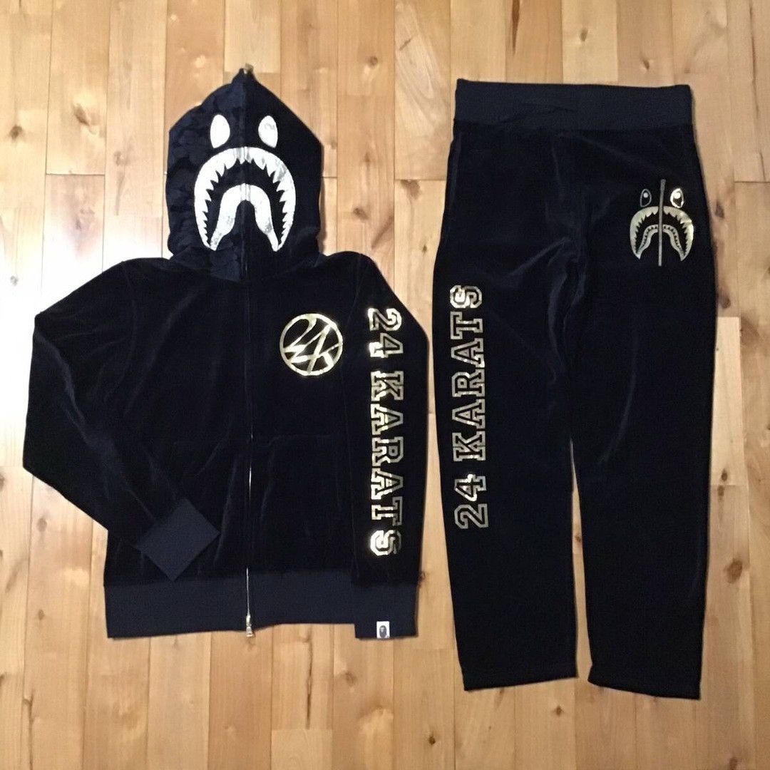 Bape BAPE × 24karats Velour Shark Hoodie Velour Shark Pants Set Size US S / EU 44-46 / 1 - 1 Thumbnail