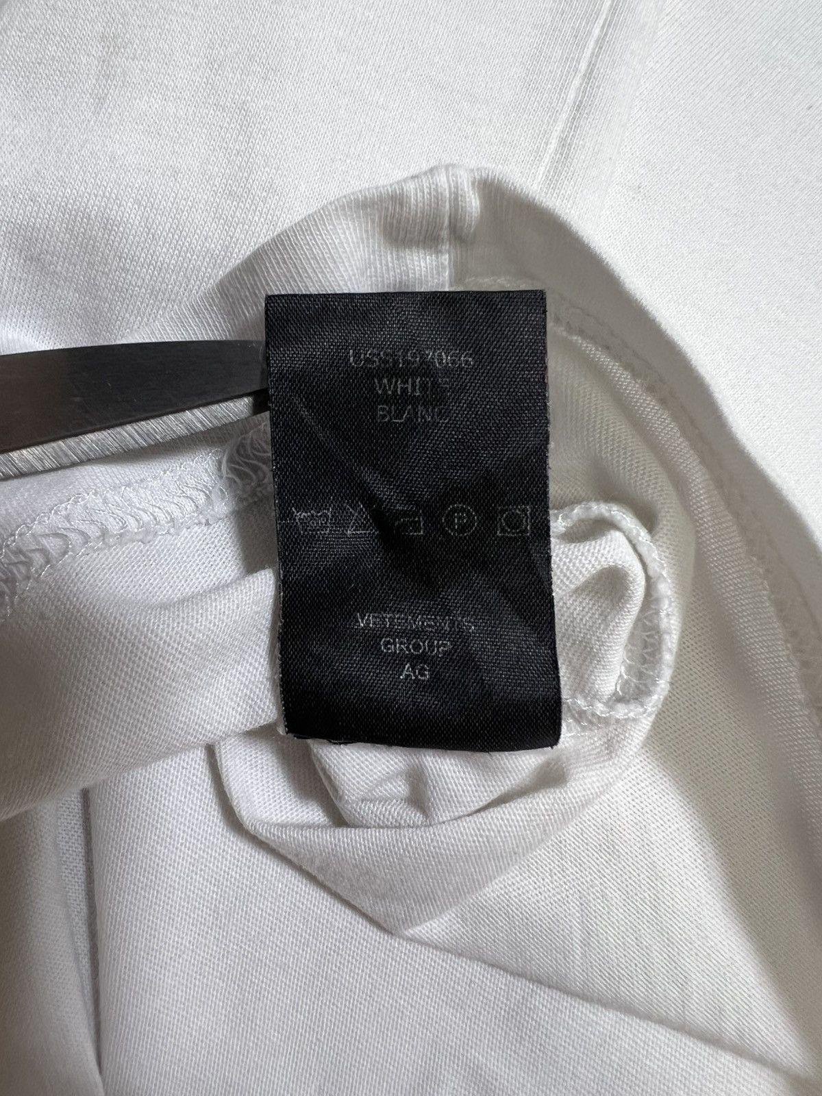 Vetements Vetements - QR Code T-Shirt Size US M / EU 48-50 / 2 - 15 Thumbnail