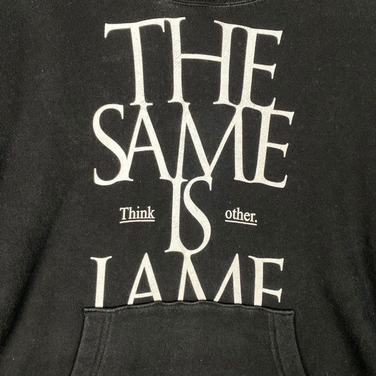 Uniqlo × Vintage Vintage Uniqlo Hoodie Embroidered Sweatshirt Black Size US S / EU 44-46 / 1 - 4 Thumbnail