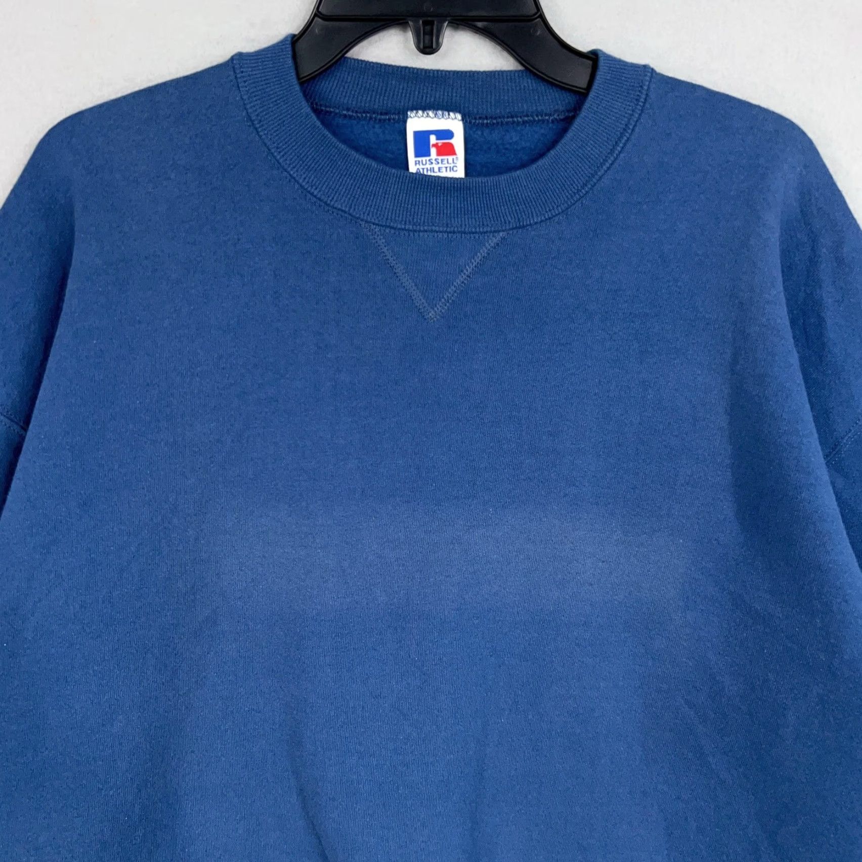 Russell Athletic VINTAGE Russell Army Sweatshirt Mens XL Blue Crewneck 50/50 Made USA 90s Pullover Sweatshirt Mens XL Blue 90s Russell Athletic Crewneck Pullover Size US XL / EU 56 / 4 - 2 Thumbnail