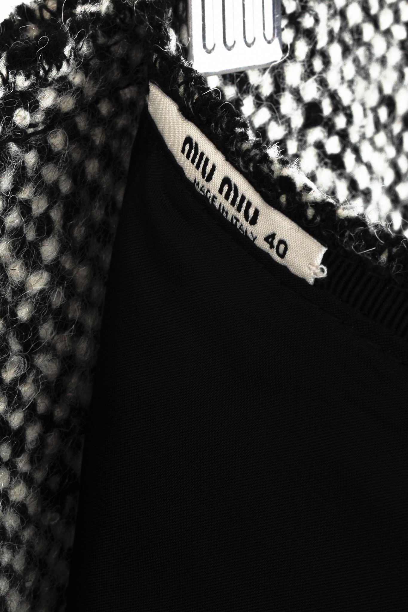 Prada Prada Miu Miu Black White Wool Tweed Wrap Skirt Size 28" / US 6 / IT 42 - 4 Thumbnail