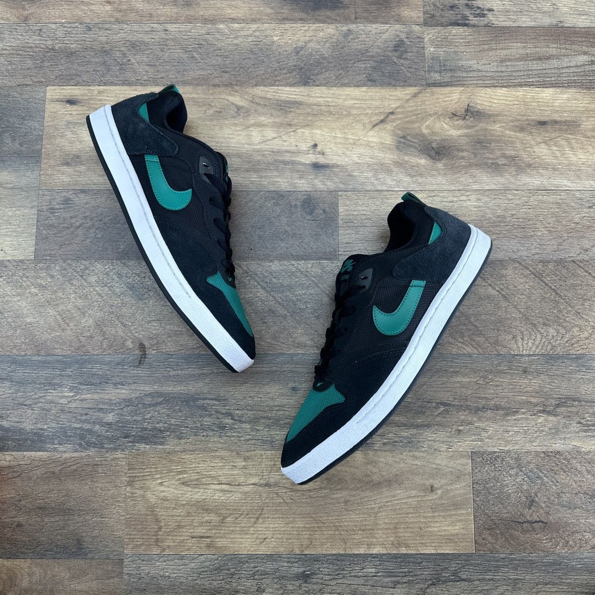 NIKE SB ALLEYOOP BLACK-MYSTIC‎ GREEN-BLACK-WHITE SZ 8.5 [CJ0882-007] NIKE SB ALLEYOOP BLACK-MYSTIC GREEN-BLACK-WHITE SZ 14  main image 4