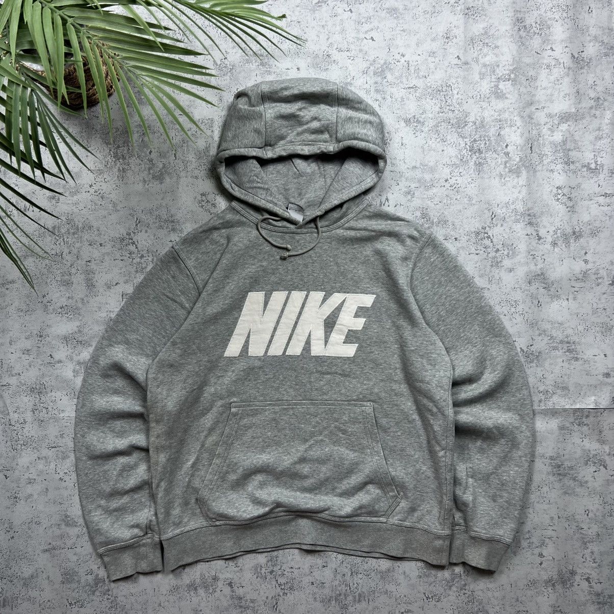 Nike 00s NIKE BIG EMBROIDERED LOGO VINTAGE Y2K PULLOVER HOODIE Size US M / EU 48-50 / 2 - 1 Thumbnail