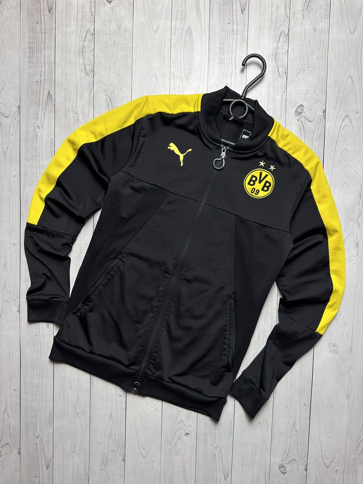 Puma × Vintage Vintage puma soccer jacket Borussia Dortmund size S Size US S / EU 44-46 / 1 - 1 Thumbnail