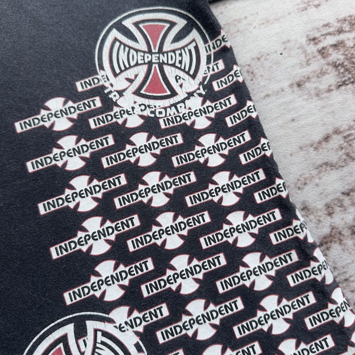 Italia Independent VINTAGE Y2K INDEPENDENT SKATE LOGO ALL OVER PRINT TEE Size US M / EU 48-50 / 2 - 14 Thumbnail