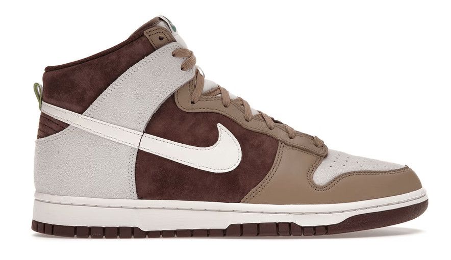 Nike Dunk High Light Chocolate Size US 9.5 / EU 42-43 - 1 Preview