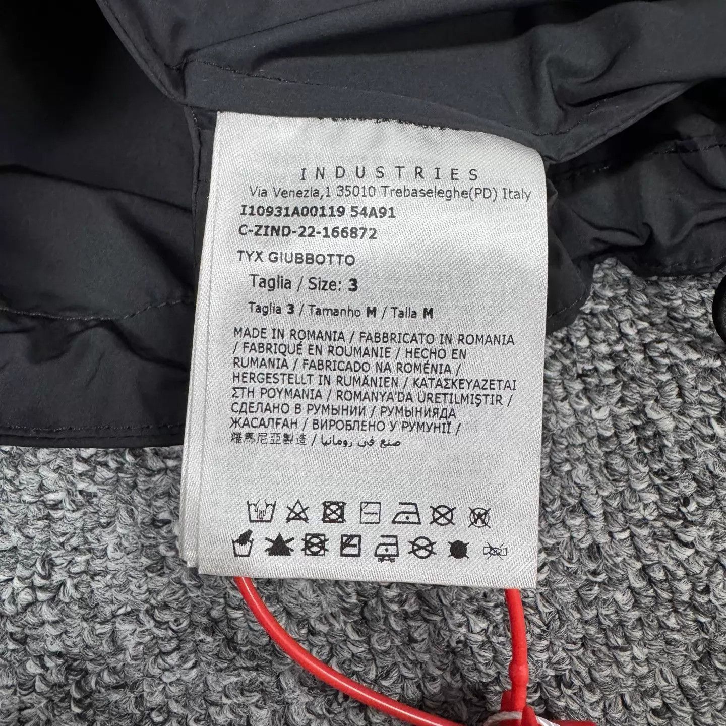 Moncler Moncler TYX hooded outdoor jacket black size 3 Size US L / EU 52-54 / 3 - 7 Thumbnail
