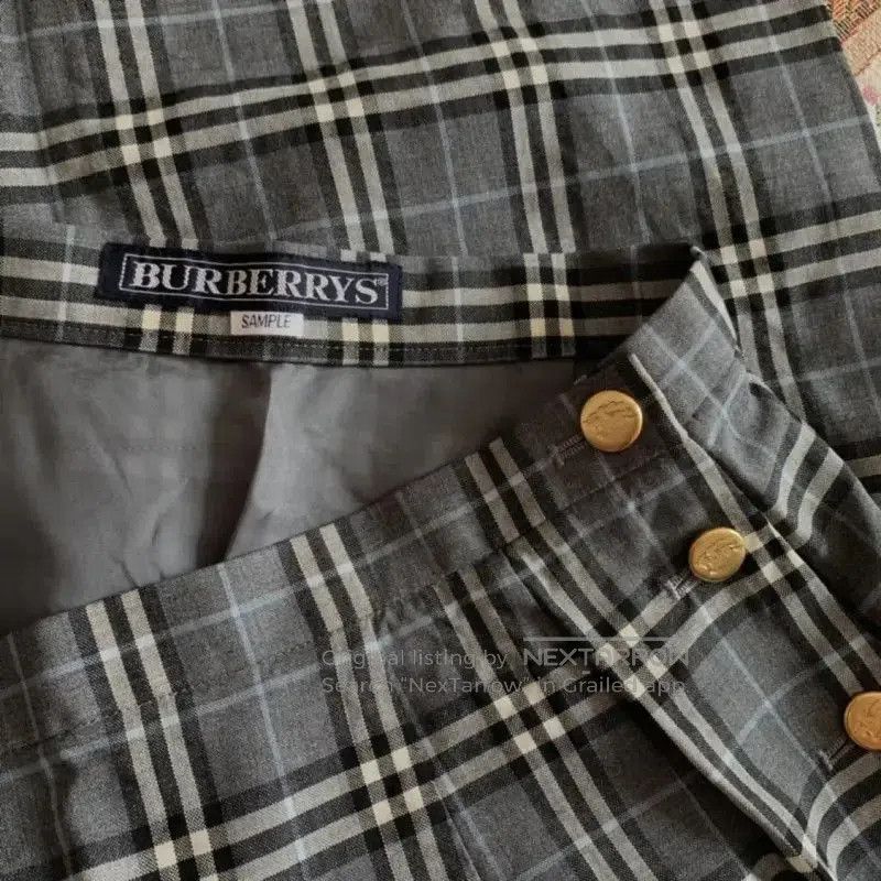 Burberry Burberry Grey Wool Midi Skirt for Women. Size 24" / US 00 / IT 34 - 6 Thumbnail