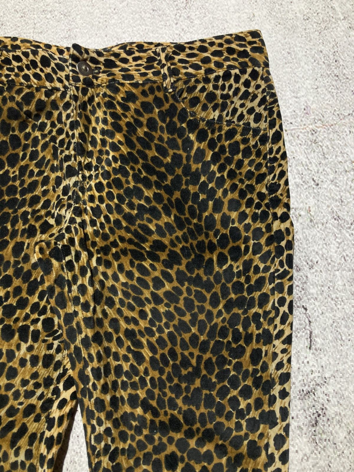 Japanese Brand 2000s Loaf Leopard Motif Waxed Slim Fit Pants Lgb Style Size US 28 / EU 44 - 6 Thumbnail