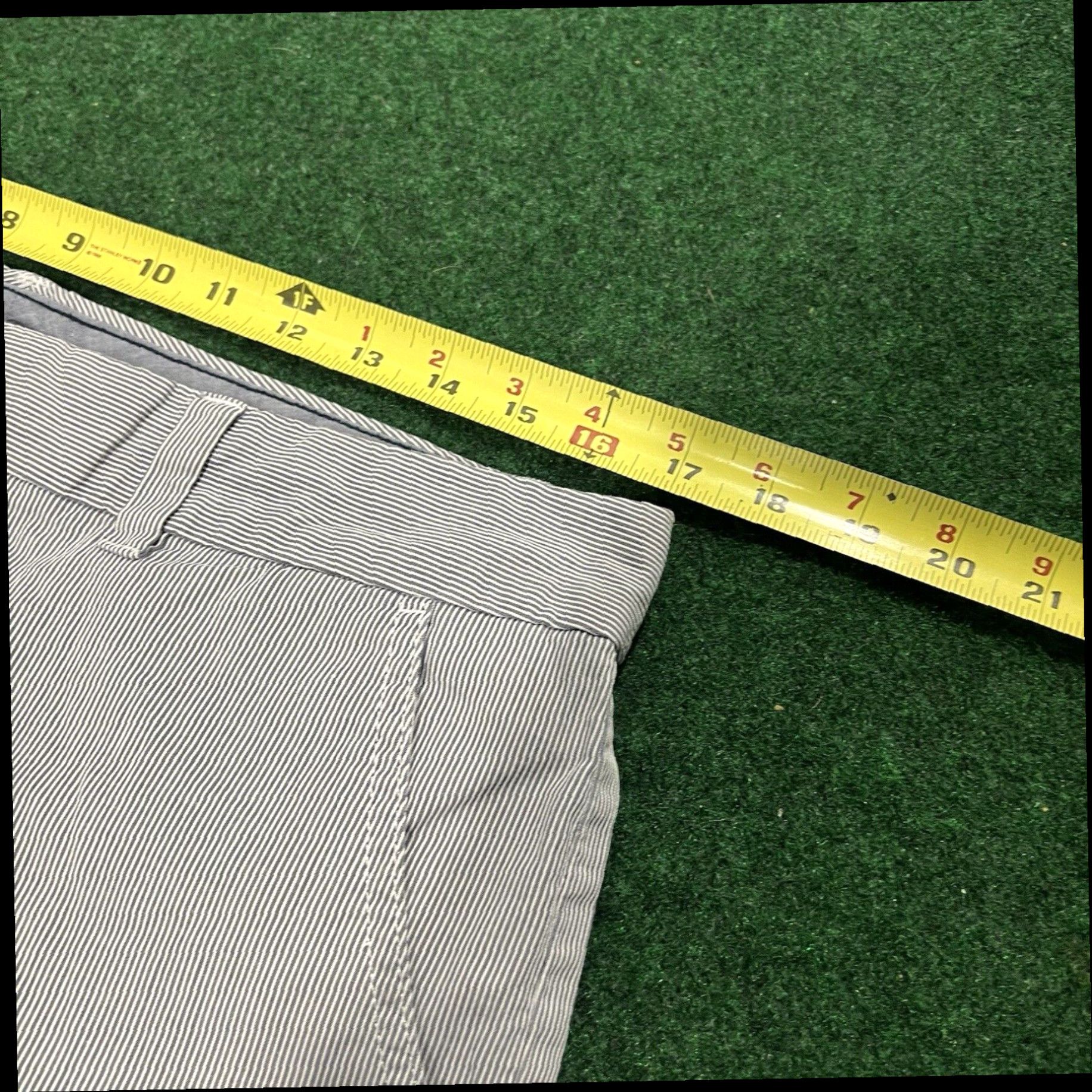 Tommy Hilfiger Tommy Hilfiger Womens Bermuda Shorts Blue White Stripes Sz 12 Cotton Blend Size 34" / US 12 / IT 48 - 7 Thumbnail