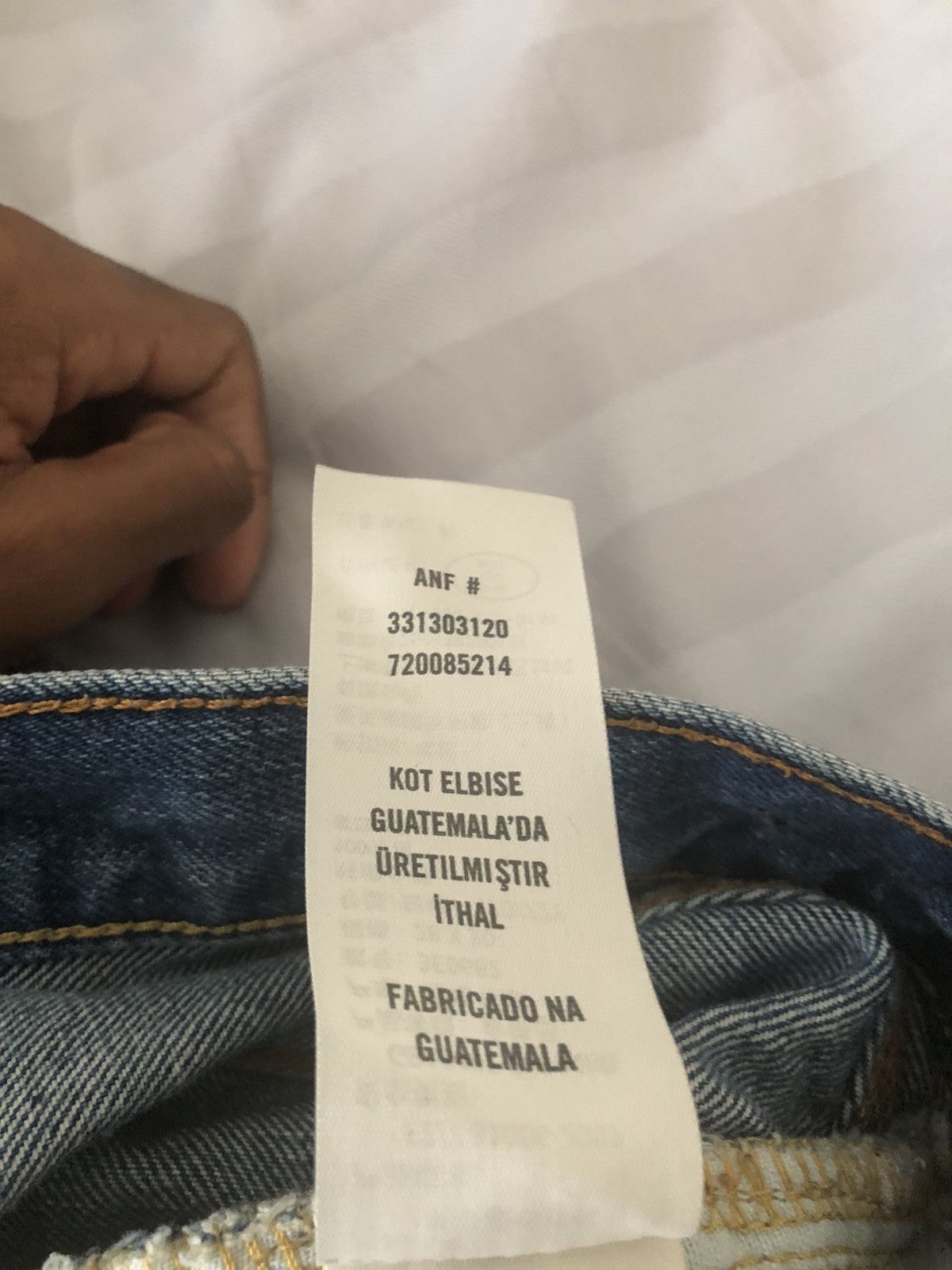 Hollister blue distressed hollister slim straight jeans 28 x 30 men’s Size US 28 / EU 44 - 16 Thumbnail