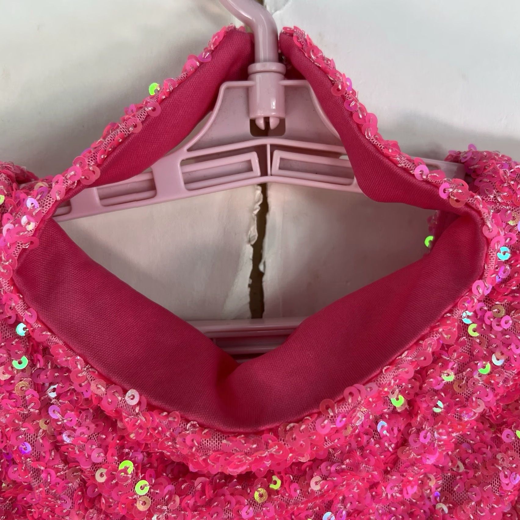 Nasty Gal Nasty Gal Sequin Sleeveless Top Womens Size 8 Pink Shirt 8 Womens Pink Sequin Sleeveless Cropped City Classic Casual Summer Spring Womens Size M / US 6-8 / IT 42-44 - 3 Thumbnail