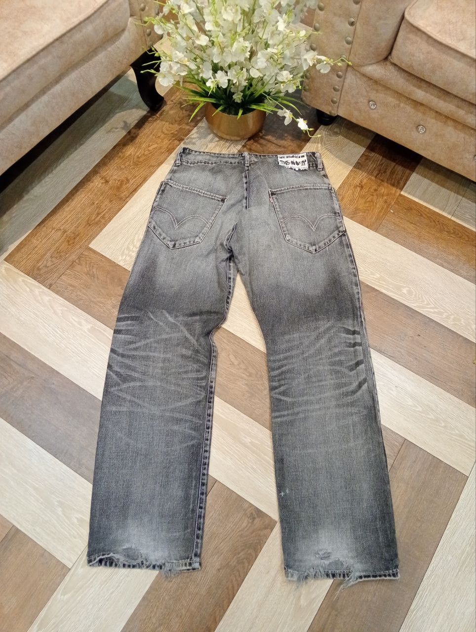 Levi's LEVI'S ENGINEERED DISTRESSED JEANS - SIZE 34 BLACK Size US 34 / EU 50 - 1 Thumbnail