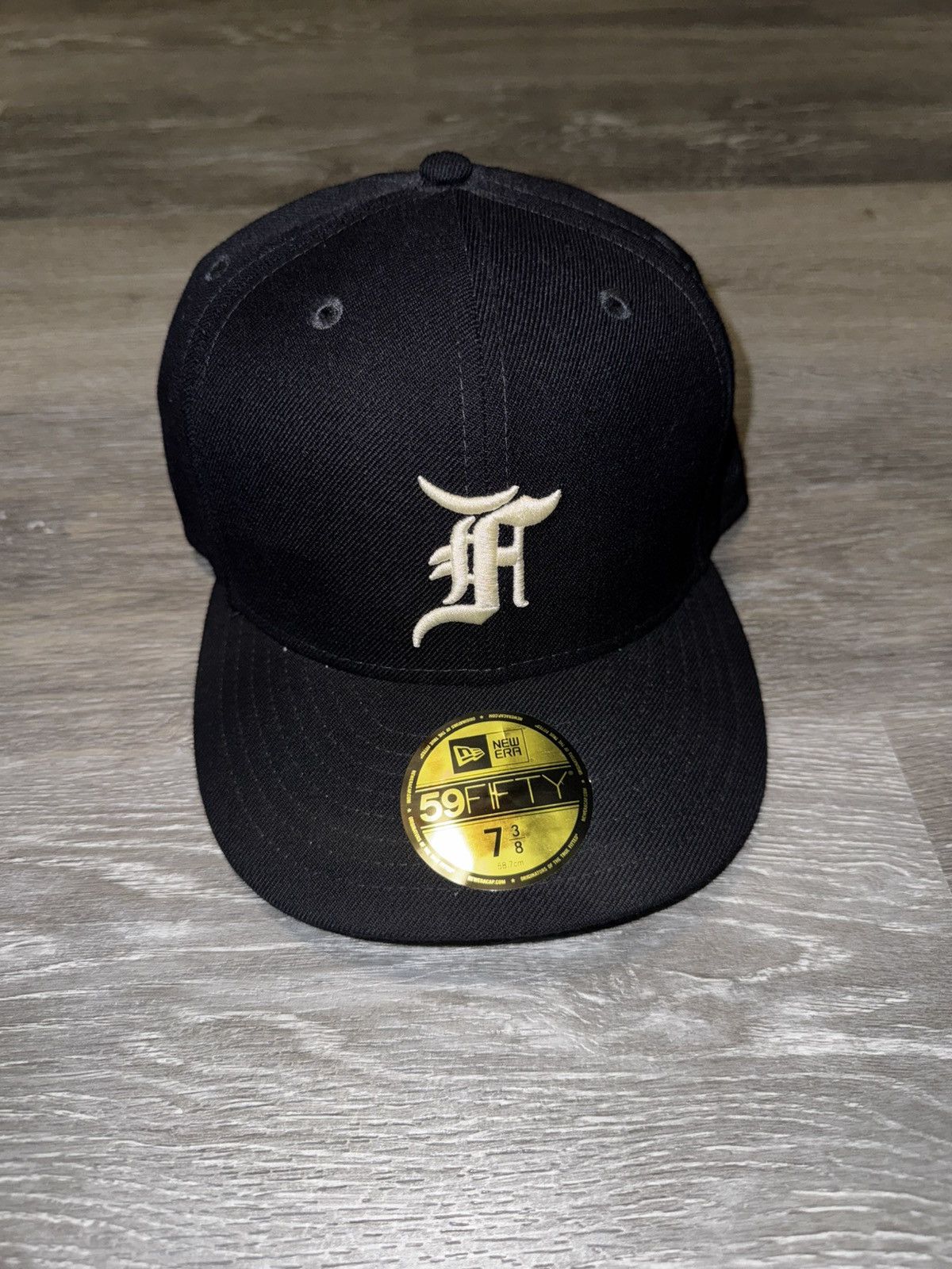 NEW ERA × FEAR OF GOD 7 3/8- キャップ New Era Fear Of God 7 3 8 | Grailed