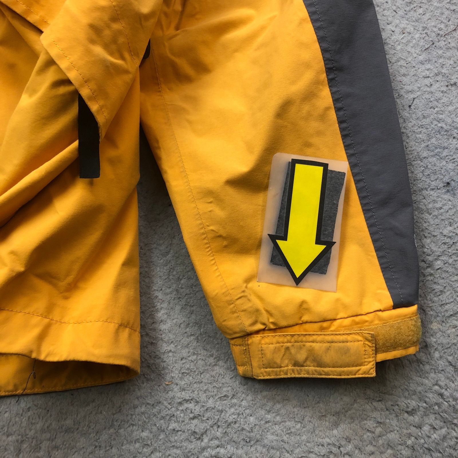 Eastern Mountain Sports Vintage Eastern Mountain Sports EMS Jacket Mens M Yellow Ski Size US M / EU 48-50 / 2 - 6 Thumbnail