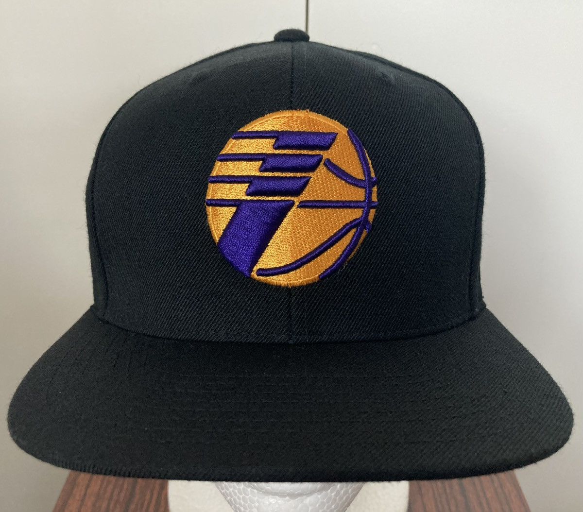 Mitchell & Ness LOS ANGELES LAKERS MITCHELL & NESS SNAPBACK HAT CAP NBA 2016 Size ONE SIZE - 1 Thumbnail