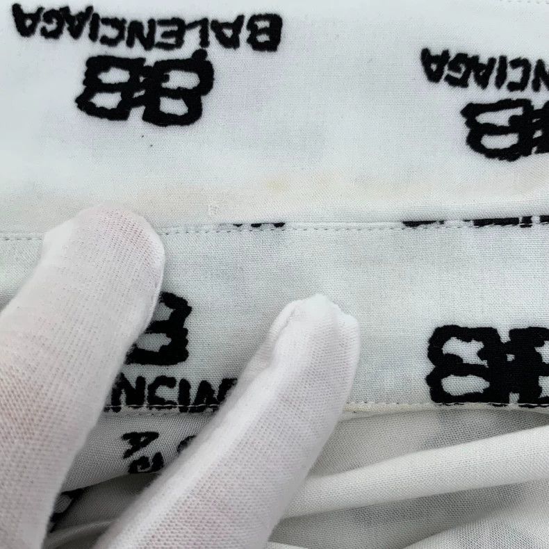 Balenciaga Balenciaga White logo jacquard full print lapel single bre Size US S / EU 44-46 / 1 - 9 Thumbnail