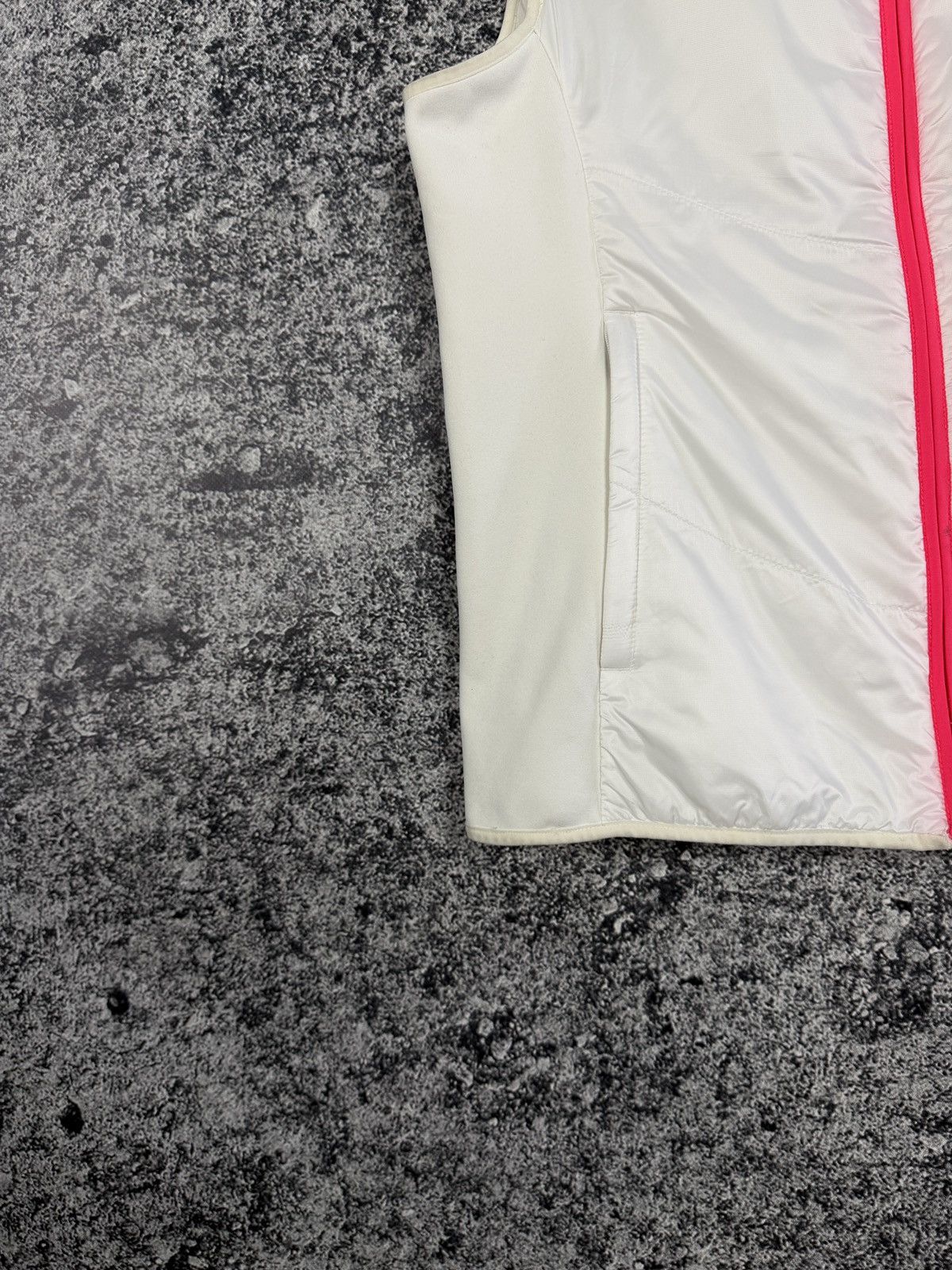 KJUS Kjus Ladies Aurelia Vest Full Zip White Gilet Outdoor 42/XL Size M / US 6-8 / IT 42-44 - 4 Thumbnail