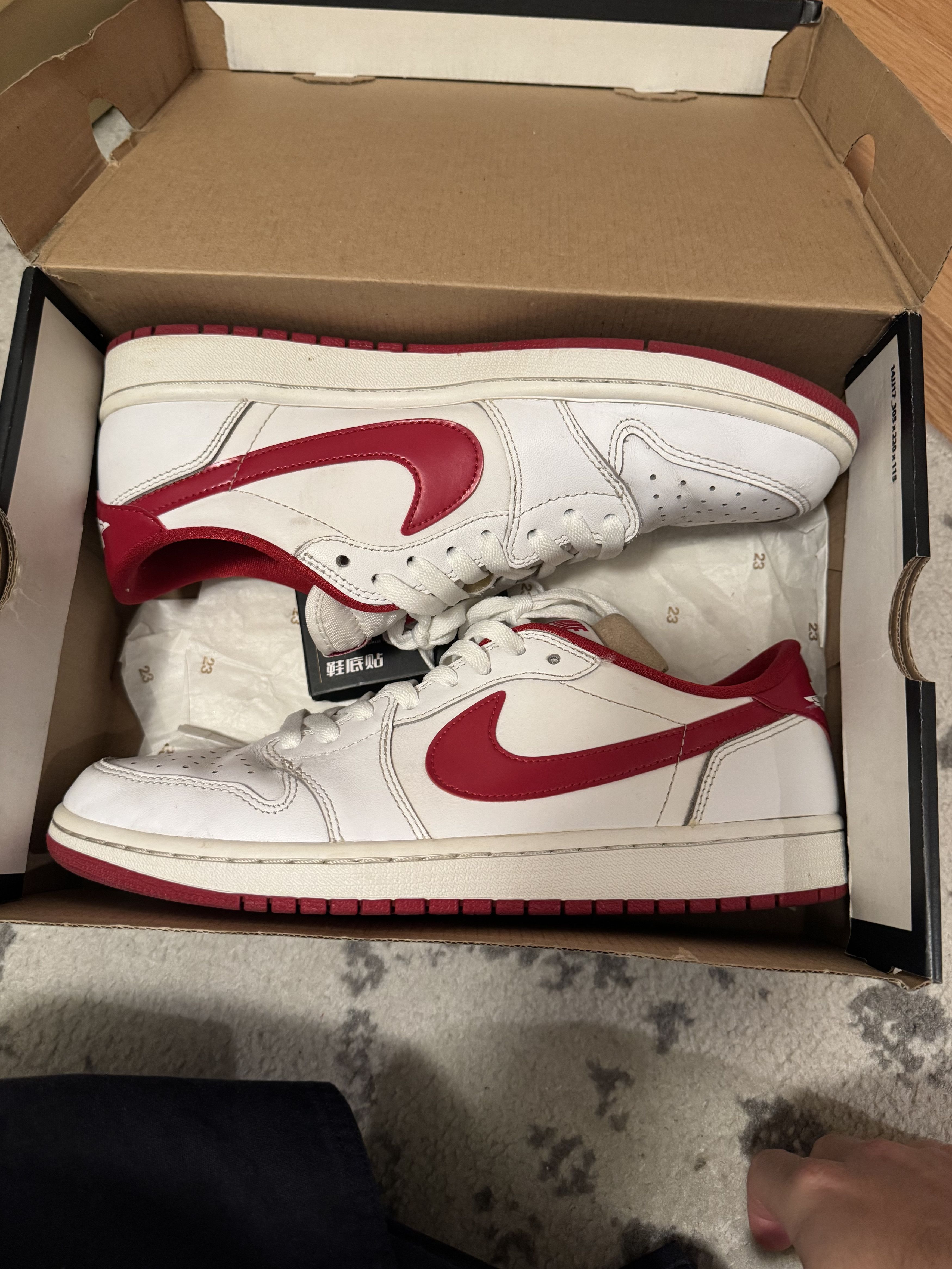 Jordan Brand AIR JORDAN 1 RETRO LOW OG Size US 10 / EU 43 - 2 Thumbnail