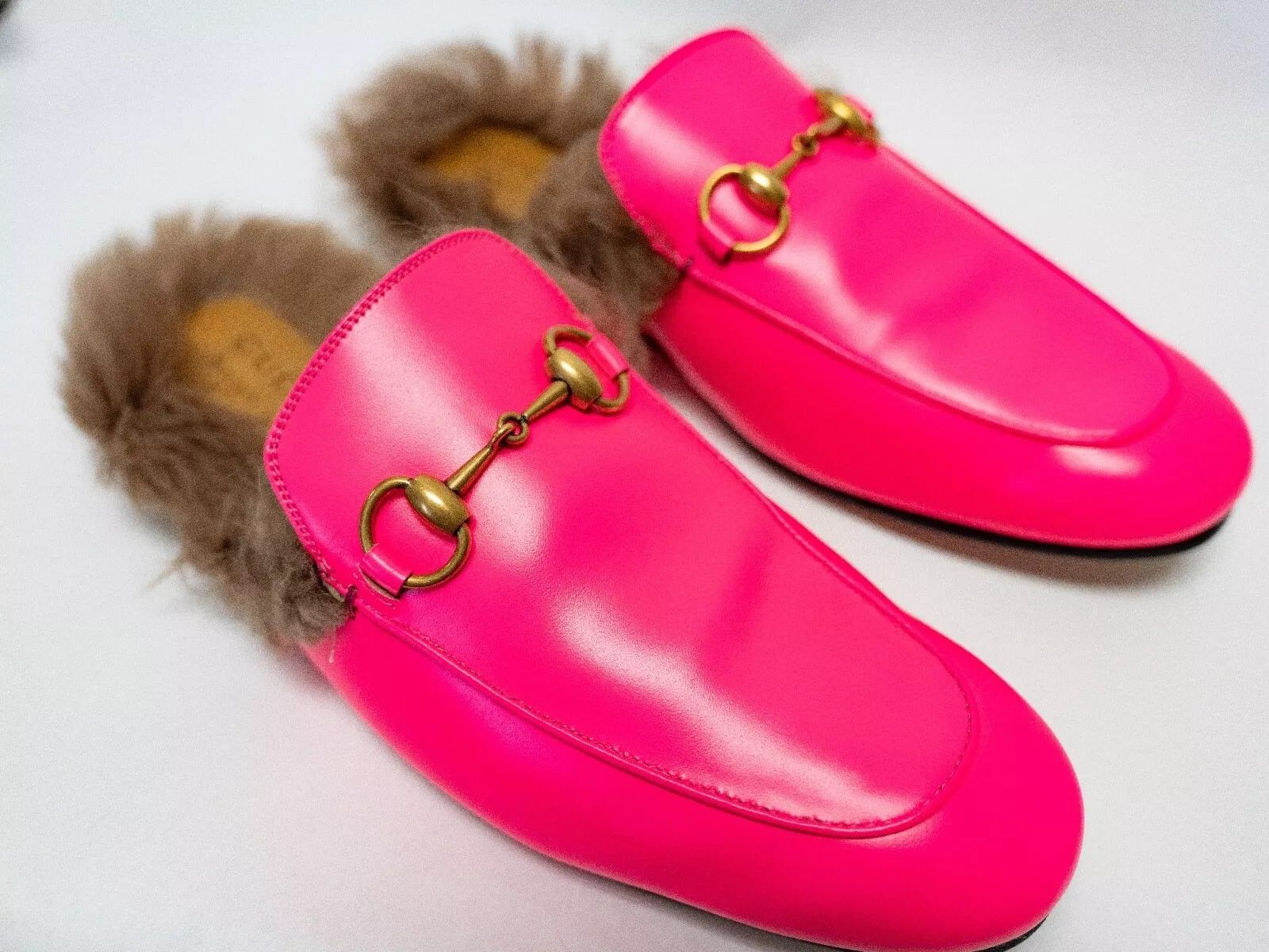 Gucci GUCCI Princetown Horsebit Neon Pink Loafer Wool Fur Flat Size US 8 / EU 41 - 2 Thumbnail