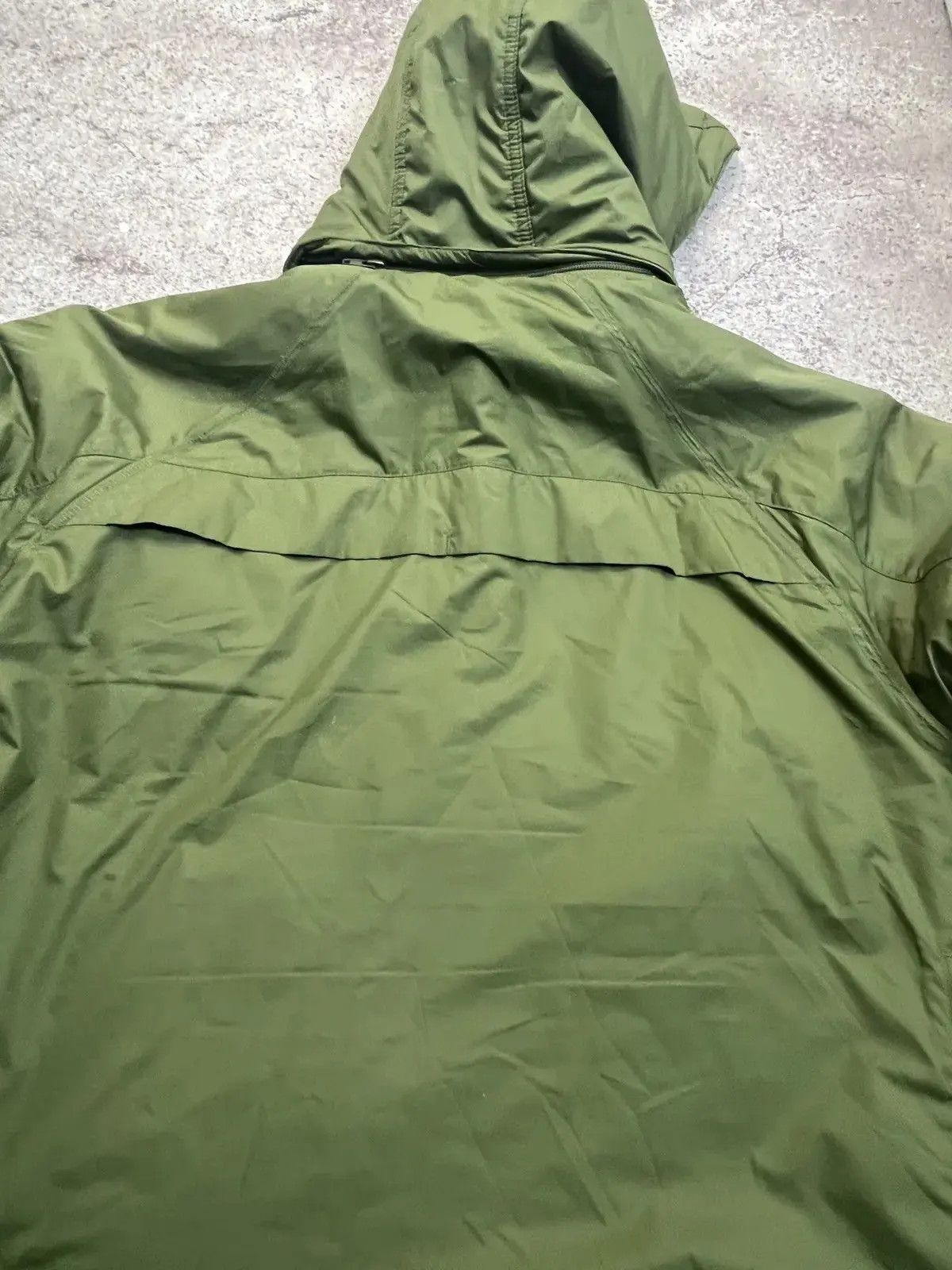 Nike Vintage Nike Green Hooded Puffer Parka Jacket Size M Size US M / EU 48-50 / 2 - 3 Thumbnail
