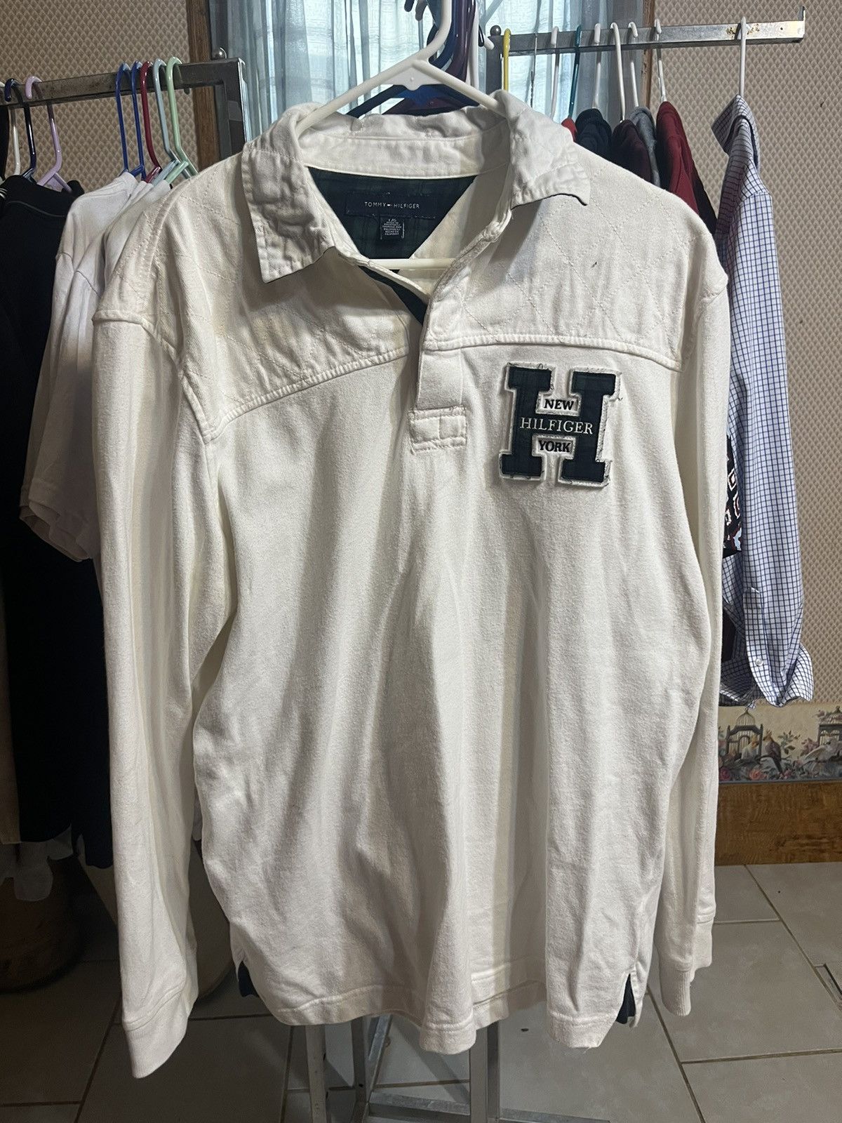 Tommy Hilfiger Vintage Tommy Long Sleeve Size US L / EU 52-54 / 3 - 1 Thumbnail