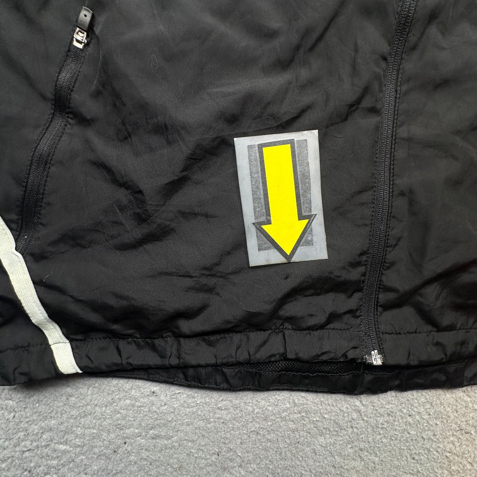 Tapout Tapout MMA Windbreaker Mesh Lined Jacket Mens Large Black Size US L / EU 52-54 / 3 - 6 Thumbnail