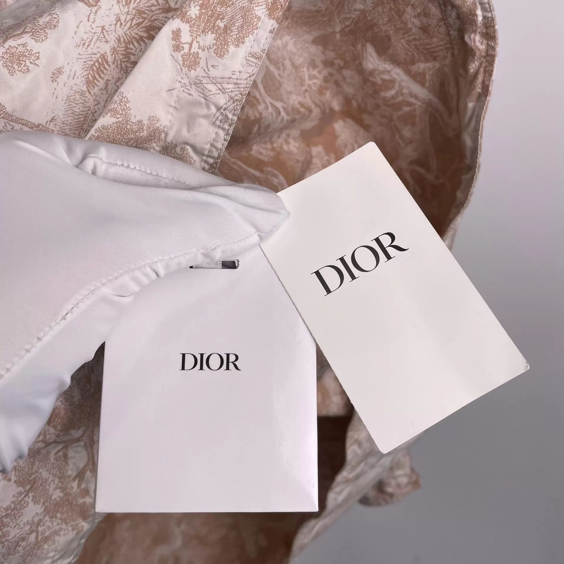 Dior Dior Pink Zoo Print Shell Jacket S (New with Tags) Size S / US 4 / IT 40 - 8 Thumbnail