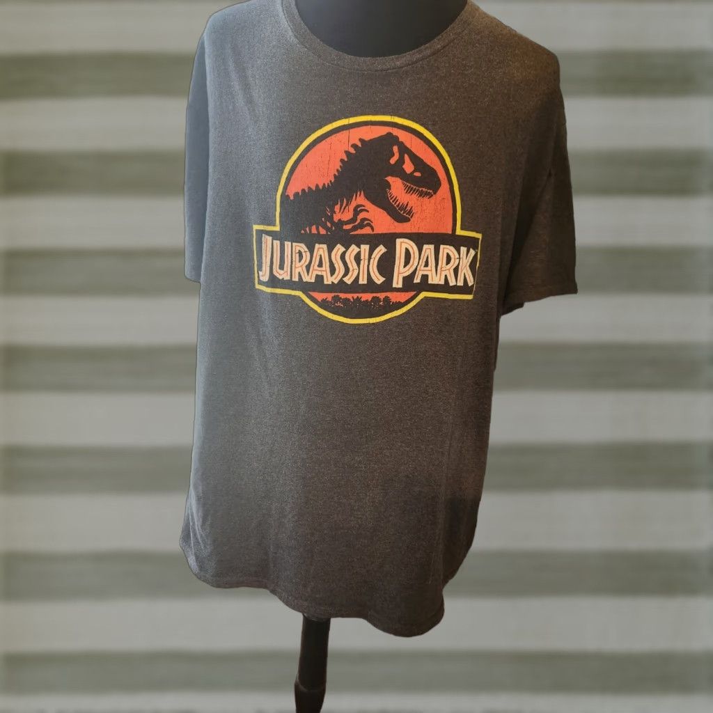Vintage Jurassic World Men T-Shirt 2XL Gray Logo Graphic Park Movie Dinosaur Fossil Size US XXL / EU 58 / 5 - 1 Thumbnail