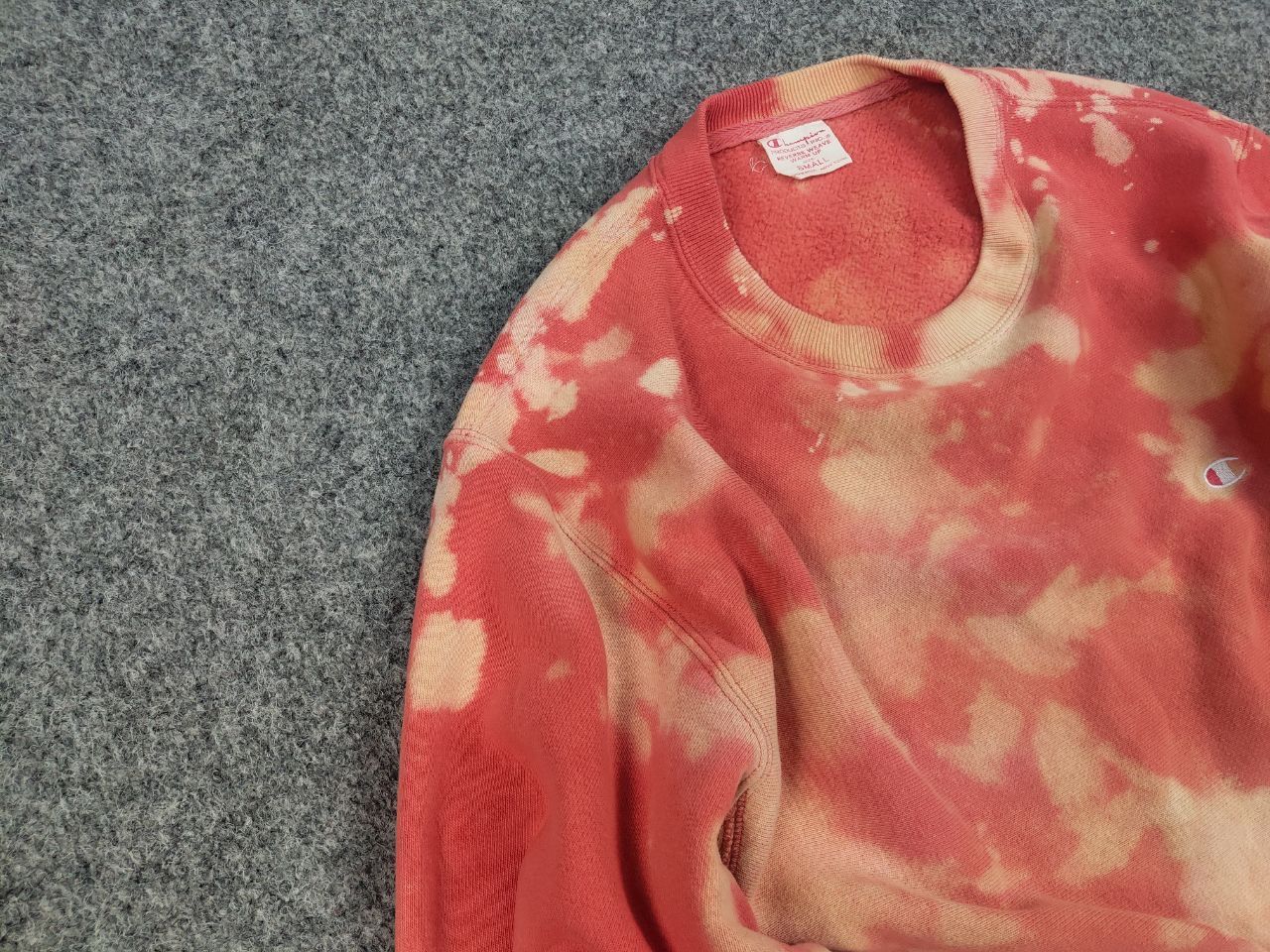 Champion Champion reverse weave tie dye sweatshirt Vintage Style Size US S / EU 44-46 / 1 - 7 Thumbnail