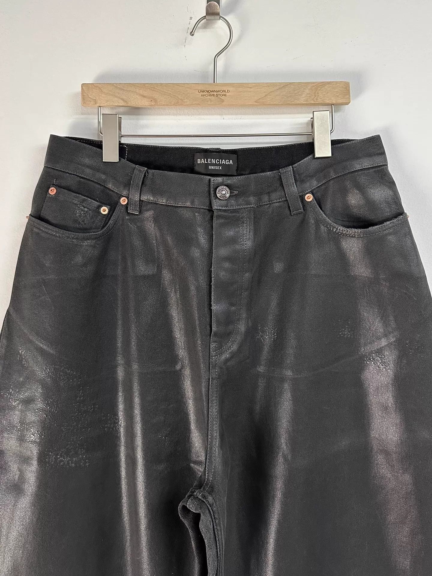Balenciaga Balenciaga FW23 Waxed Distressed Baggy Jeans S Size US 29 - 2 Thumbnail