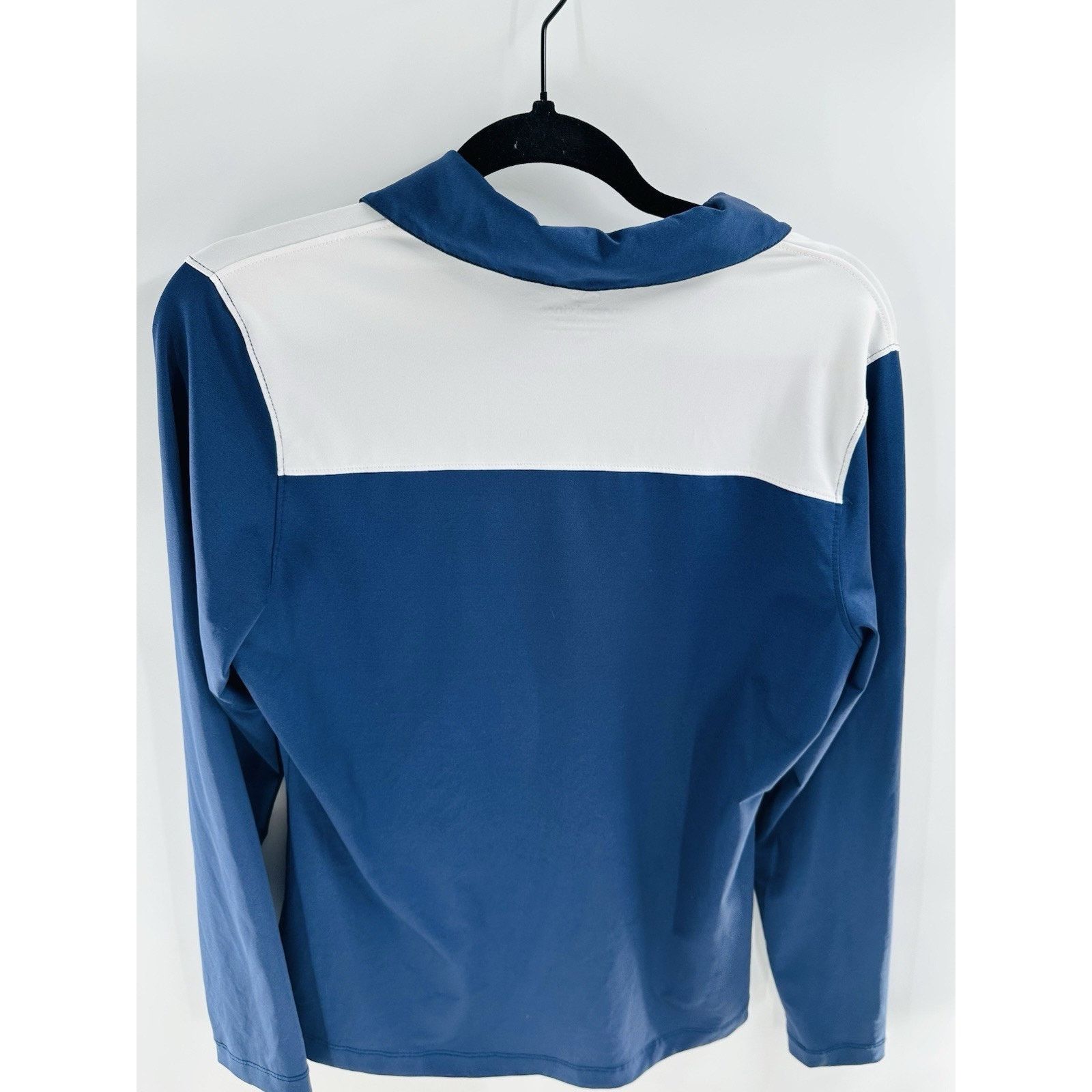 Vineyard Vines VINEYARD VINES WOMENS PERFORMANCE PULLOVER TOP Navy Athletic Size S / US 4 / IT 40 - 7 Thumbnail