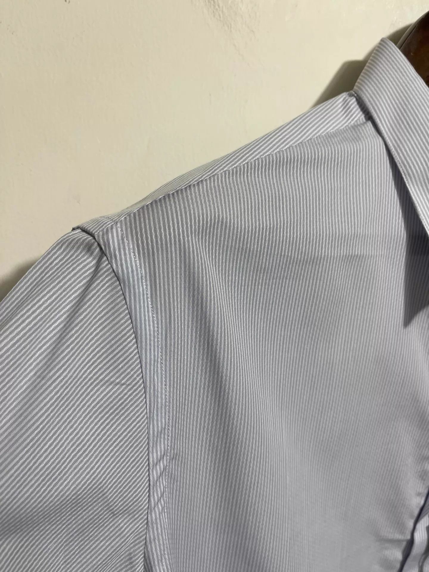 Giorgio Armani Giorgio Armani Slim 100% Cotton Long Sleeve Shirt 40 (New) Size US M / EU 48-50 / 2 - 4 Thumbnail
