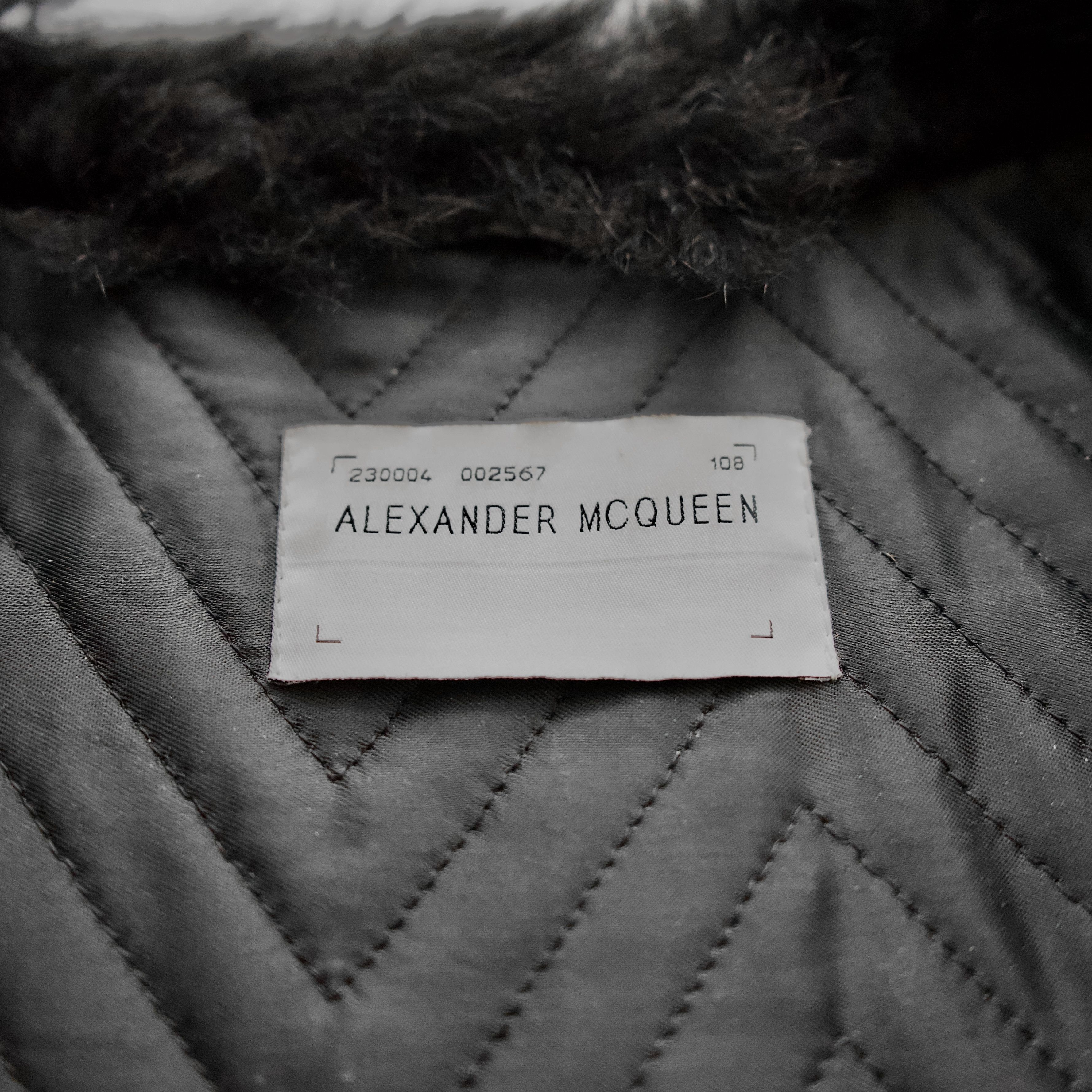 Alexander McQueen F/W2004 "The Catwalk" shearling jacket Size M / US 6-8 / IT 42-44 - 9 Thumbnail