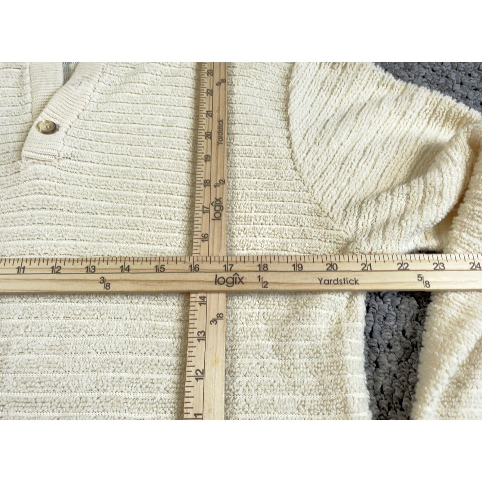 Jantzen VINTAGE Jantzen Sweater Shirt Adult Large Ivory Textured Henley 80s Classic Dad Preppy Mens Size US L / EU 52-54 / 3 - 7 Thumbnail
