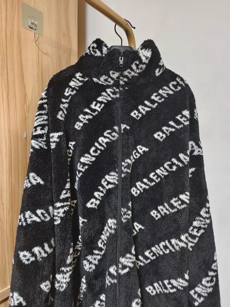 Balenciaga Balenciaga size 36 Black barrage teddy coat Size L / US 10 / IT 46 - 1 Thumbnail