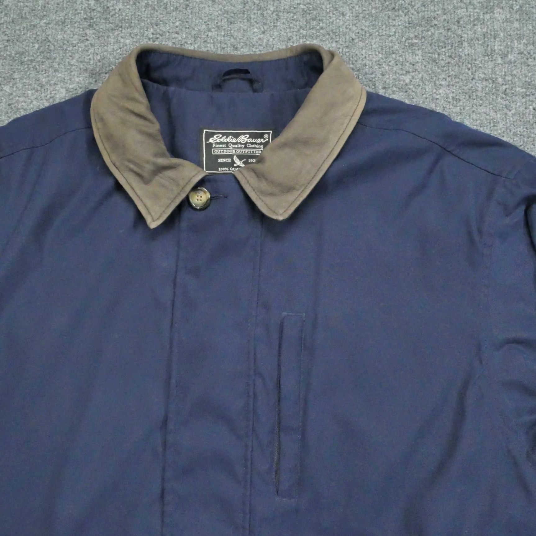 Eddie Bauer VINTAGE Eddie Bauer Jacket Mens L Blue Yellow Quilt Lined Chore Barn Coat Y2K Size US L / EU 52-54 / 3 - 3 Thumbnail