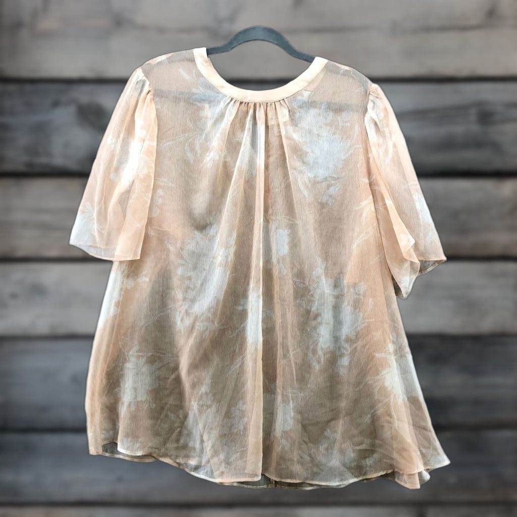 Vintage Ava & Viv Short Sleeve Blouse Womens 4X Chiffon Sheer Beige Cream Flutter Sleeve Size XXL / US 16-18 / IT 52-54 - 1 Thumbnail
